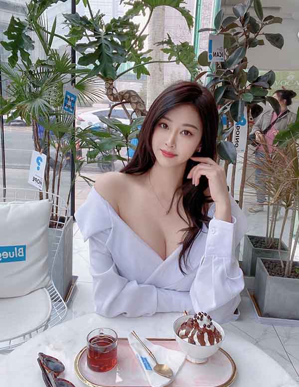 温哥华高端模特价格