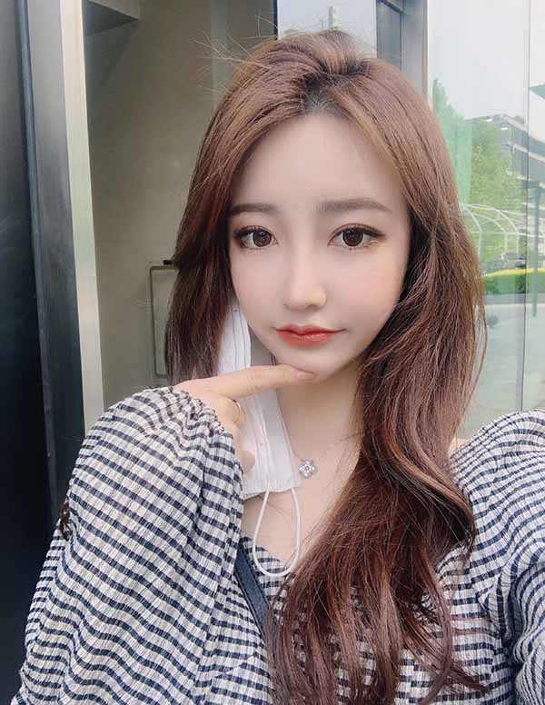 温哥华外围模特经纪人