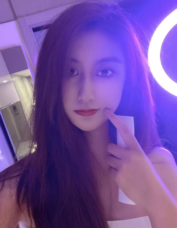 波士顿模特预约微信